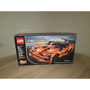 Lego Technic Chevrolet Corvette ZR1 42093. New in sealed box. 579 pcs. 2019 set